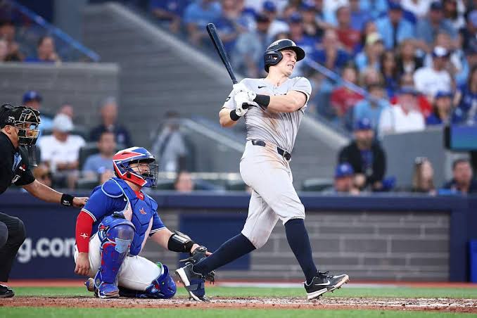 Blue Jays vs Yankees: Rivalry, Player Stats, and Match Analysis
