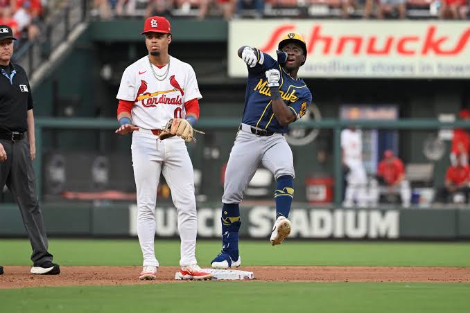 Brewers vs Cardinals: Rivalry, Matchups, Players and Game Analysis